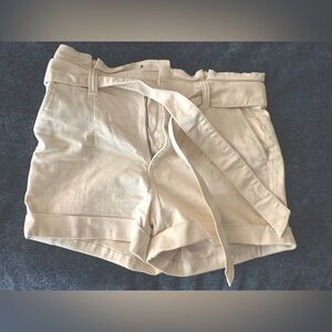 Women's Off-White Express Shorts Size 8